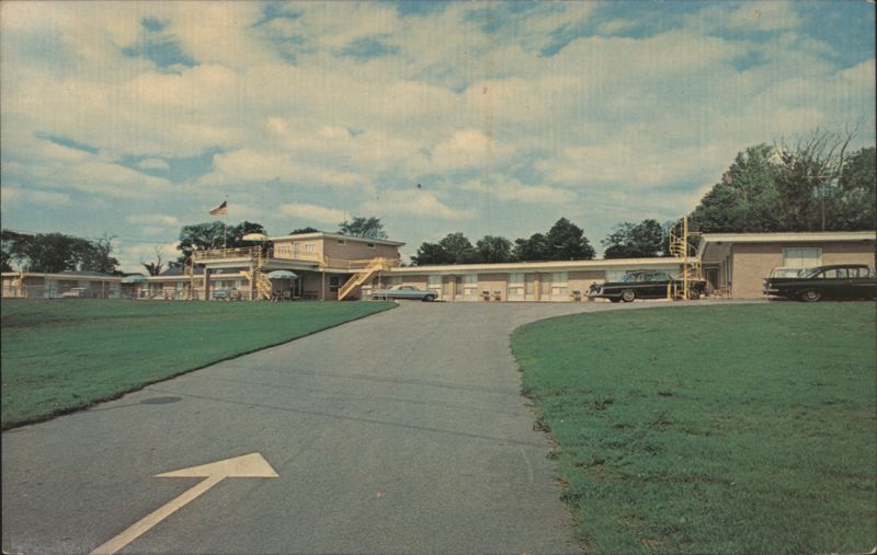 Motel Somerset, Taunton River, Routes 6 & 138 Massachusetts