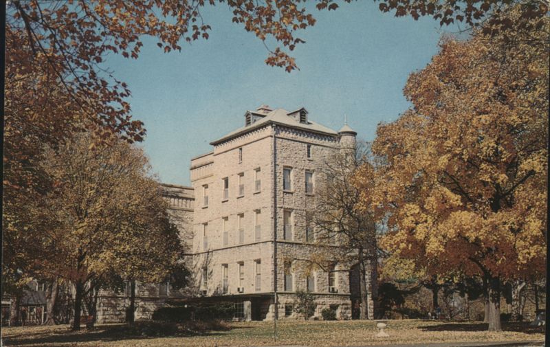 Illinois Soldiers And Sailors Home, Administration Building Quincy