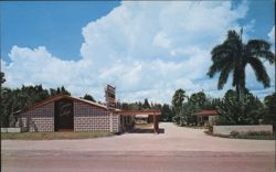 River's Edge Tourist Park Motel, North Fort Myers, FL Postcard