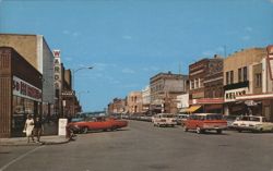 Fourth Street, Devils Lake, ND - Looking West Postcard