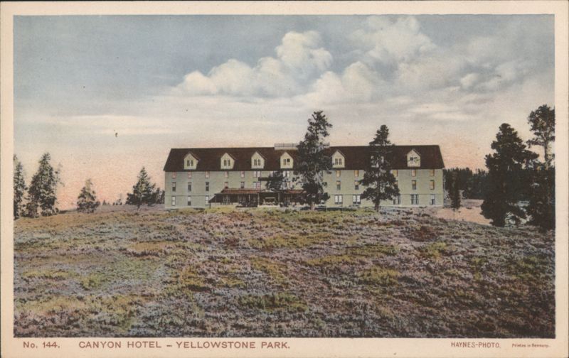 Canyon Hotel - Yellowstone Park Hotels
