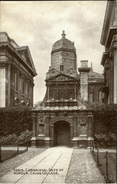 Cambridge:Gate Of Honour,Caius College. England