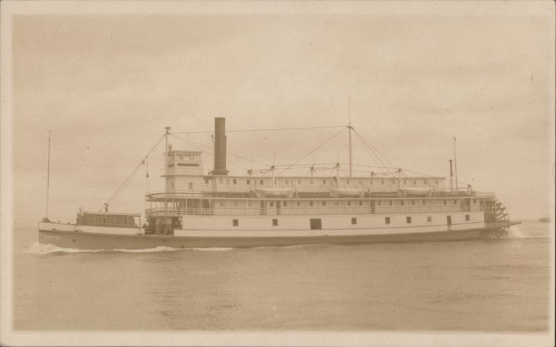 Sternwheel Steamboat J. D. Peters Riverboat Riverboats