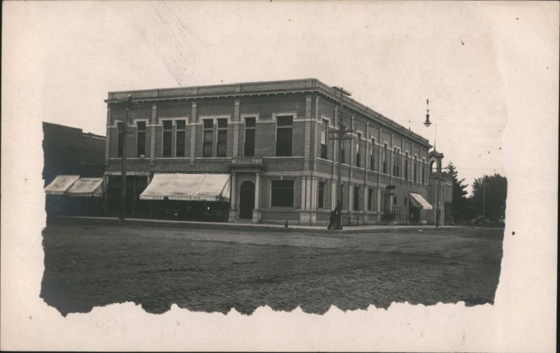 Hunt Clayton Co. Storefront 100 N 15th St Clarinda Iowa
