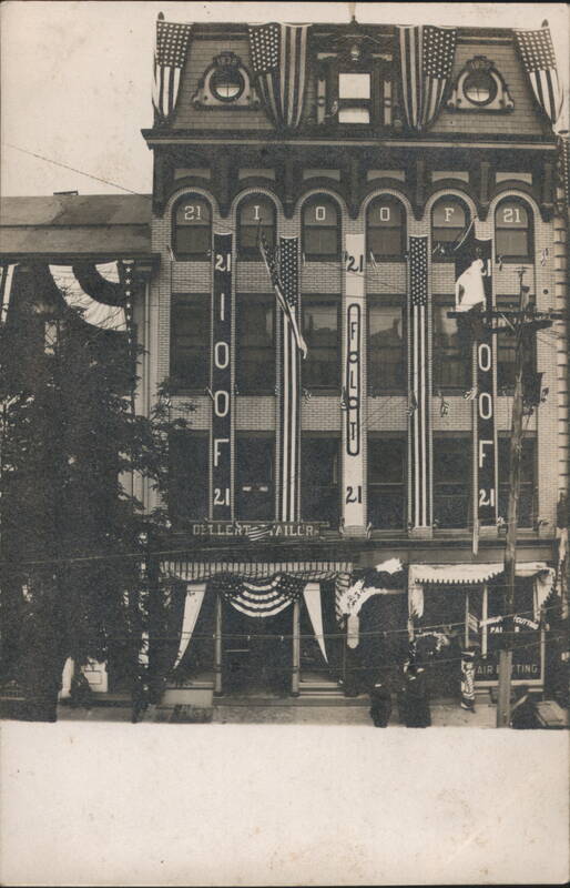 Decorated IOOF Lodge 21 Building, Gellert Tailor Shopfront