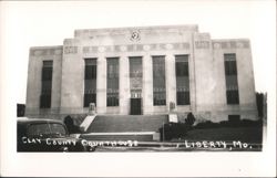 Clay County Courthouse, Liberty, Missouri Postcard
