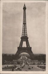 Eiffel Tower and Palais du Trocadéro, Paris Postcard