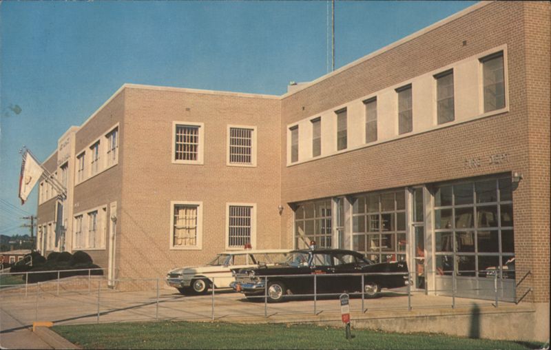 West Warwick Veterans Memorial Building, Town Hall Rhode Island