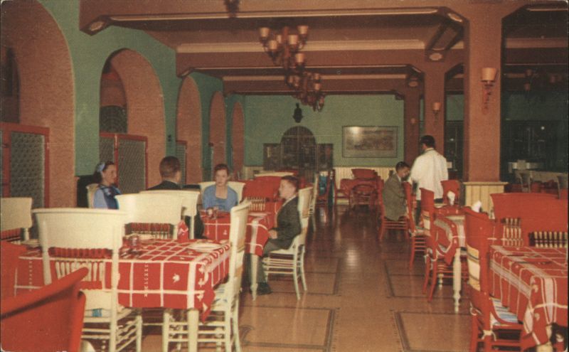 Dining Room, San Carlos Grand Hotel, Guatemala Julio Zadik