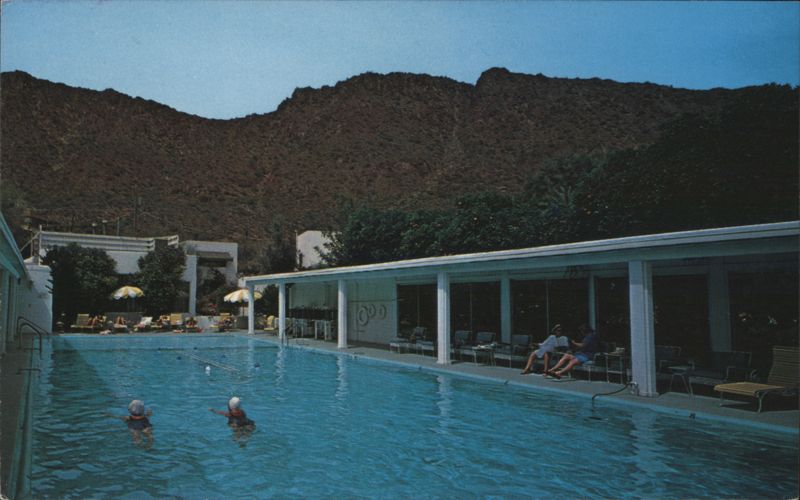 MAINE CHANCE Swimming Pool & Mountains, Phoenix Arizona