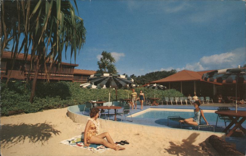 Maui Palms Resort Hotel Pool Area, Kahului, HI Hawaii