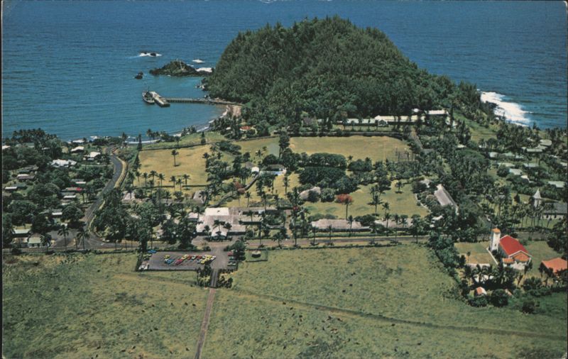 Aerial view of Hana & southern tip of Maui, Hotel Hana Ranch Hawaii