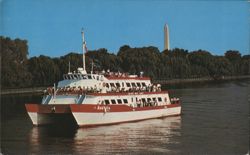 Wilson Boat Line Catamaran on Potomac River, Washington Monument Postcard