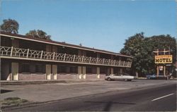 Longhorn Motel, Pendleton, OR - 36 Units, Color TV, A/C Postcard