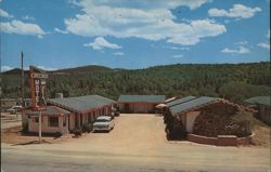 Cascade Motel, Masonry Building, Shuffleboard Court Postcard