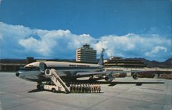 Pan American Boeing 707 & Crew at Honolulu Airport Postcard