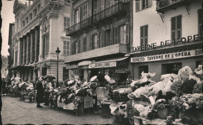 Nice Flower Market, L'Opéra Street Scene France