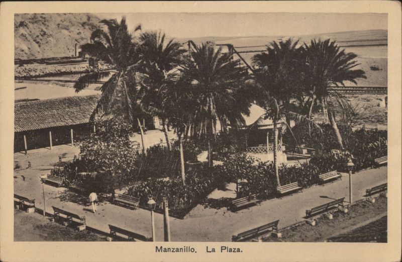 Manzanillo. La Plaza. Mexico