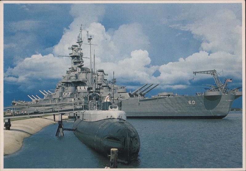 USS Alabama Battleship & USS Drum Submarine Mobile