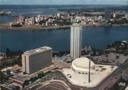 L'Hôtel Ivoire, Abidjan Postcard
