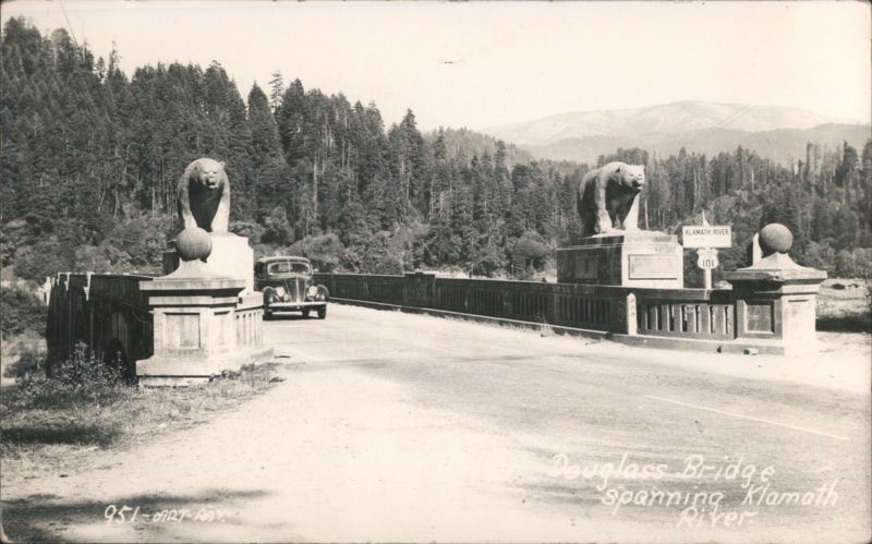Douglass Bridge, Bear Statues, Klamath River
