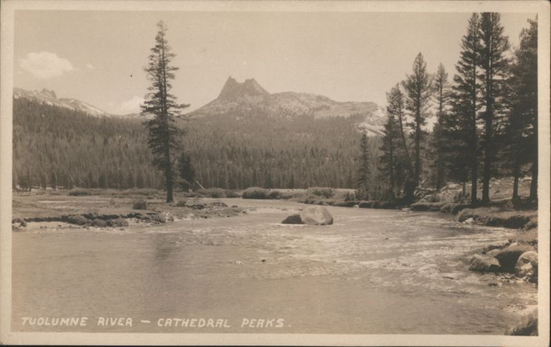 TUOLUMNE RIVER - CATHEDRAL PERKS. Yosemite National Park