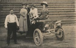 Man, 4 Women & Early Automobile, 1912 Postcard