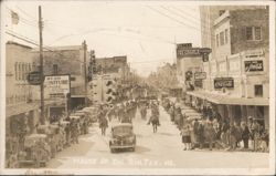 Maine Street Parade, Del Rio, Texas Postcard