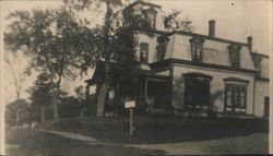 Aunt Katherine Cleaves House, The Bristol Postcard