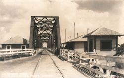 El Puente Viejo Bridge, H. Matamoros Postcard