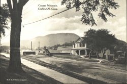 Canaan Mountain, Street Scene, Horse Carriage Postcard