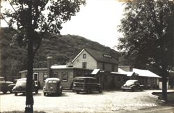 The Hemlocks, Norfolk Road, Major Baldwin Highway Postcard