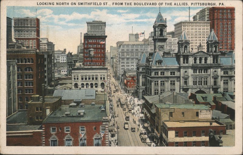 Looking North on Smithfield St. from The Boulevard of the Allies