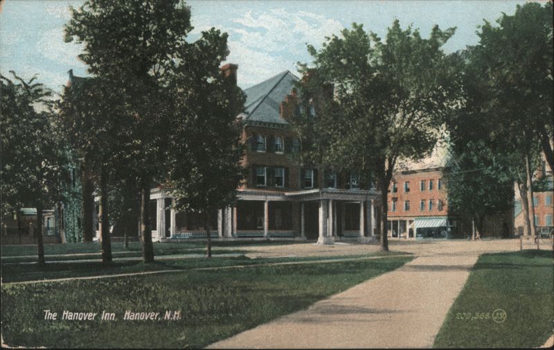The Hanover Inn with White Colonnade New Hampshire
