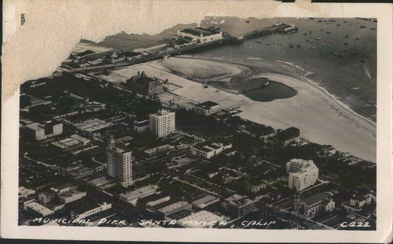 Municipal Pier, Santa Monica California