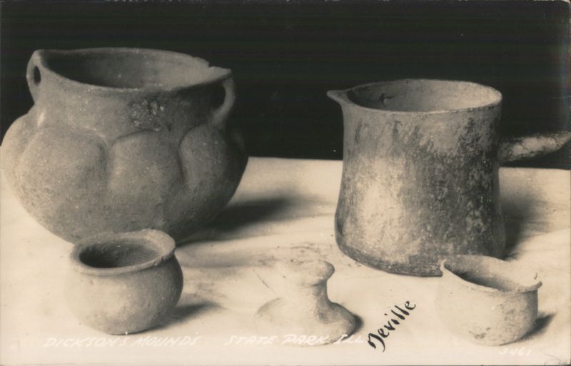 Dickson Mounds State Park Native American Pottery Lewistown Illinois