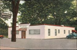 Broadway Cafeteria, Fine Foods, Short Orders & Sandwiches Postcard