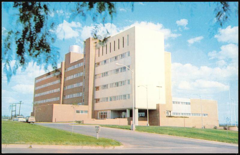 Mercy Hospital Exterior View Laredo Texas Don R. Bartels