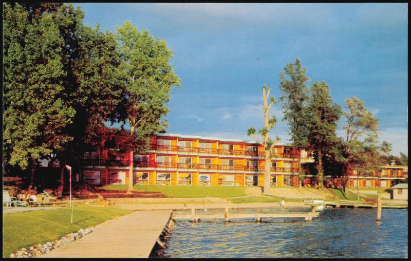 Campbell's Lodge on Lake Chelan Waterfront Washington