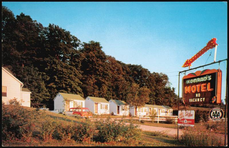 Konrad Motel Cottages and Neon Sign Wellsboro Pennsylvania