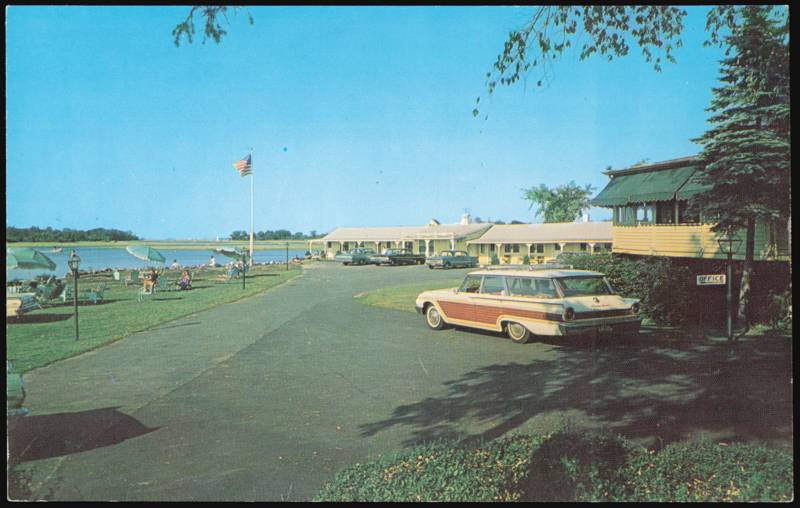 Essex River House Motel Waterfront Grounds Massachusetts