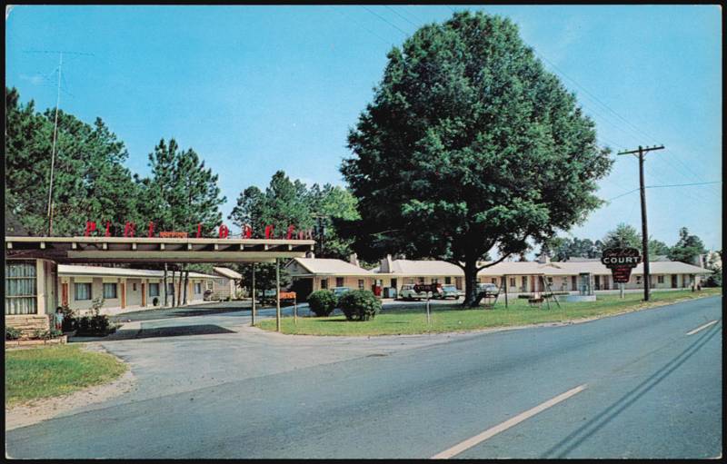 Pine Lodge Court Motel on U.S. Highway 1 Baxley Georgia