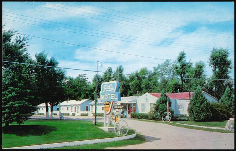 Sid's Motel on West Highway 6 - 34 - 281 Hastings Nebraska