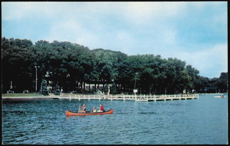 Lake Lawn Lodge, Canoeing on Delavan Lake Wisconsin