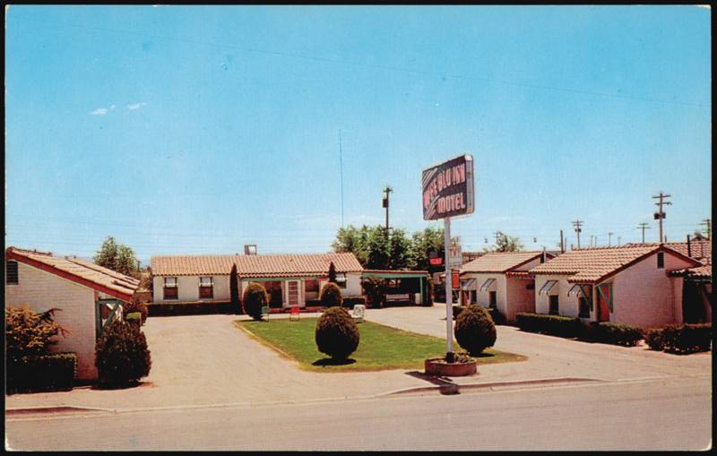 Wee Blu Inn Motel on Highway 86 Willcox Arizona Tom Reed