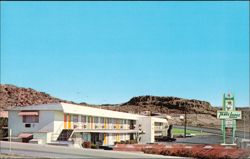 TraveLodge Motel, U.S. 66 and State 93 Postcard