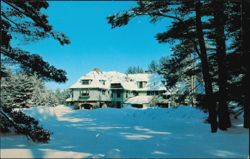 Stonehurst Manor and Motel Winter View Postcard