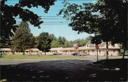 Towne Motel, Highway 201 North Postcard