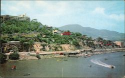 Club de Esquíes and Hotel Palacio Tropical Postcard