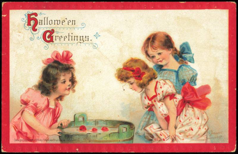 Frances Brundage Hallowe'en Greetings Bobbing for Apples